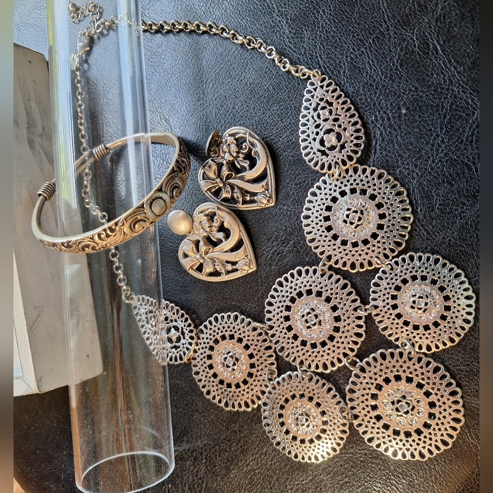 Silver Toned Metal Bib Style Necklace + Heart Earrings + Silver Bangle Bracelet - Picture 2 of 7